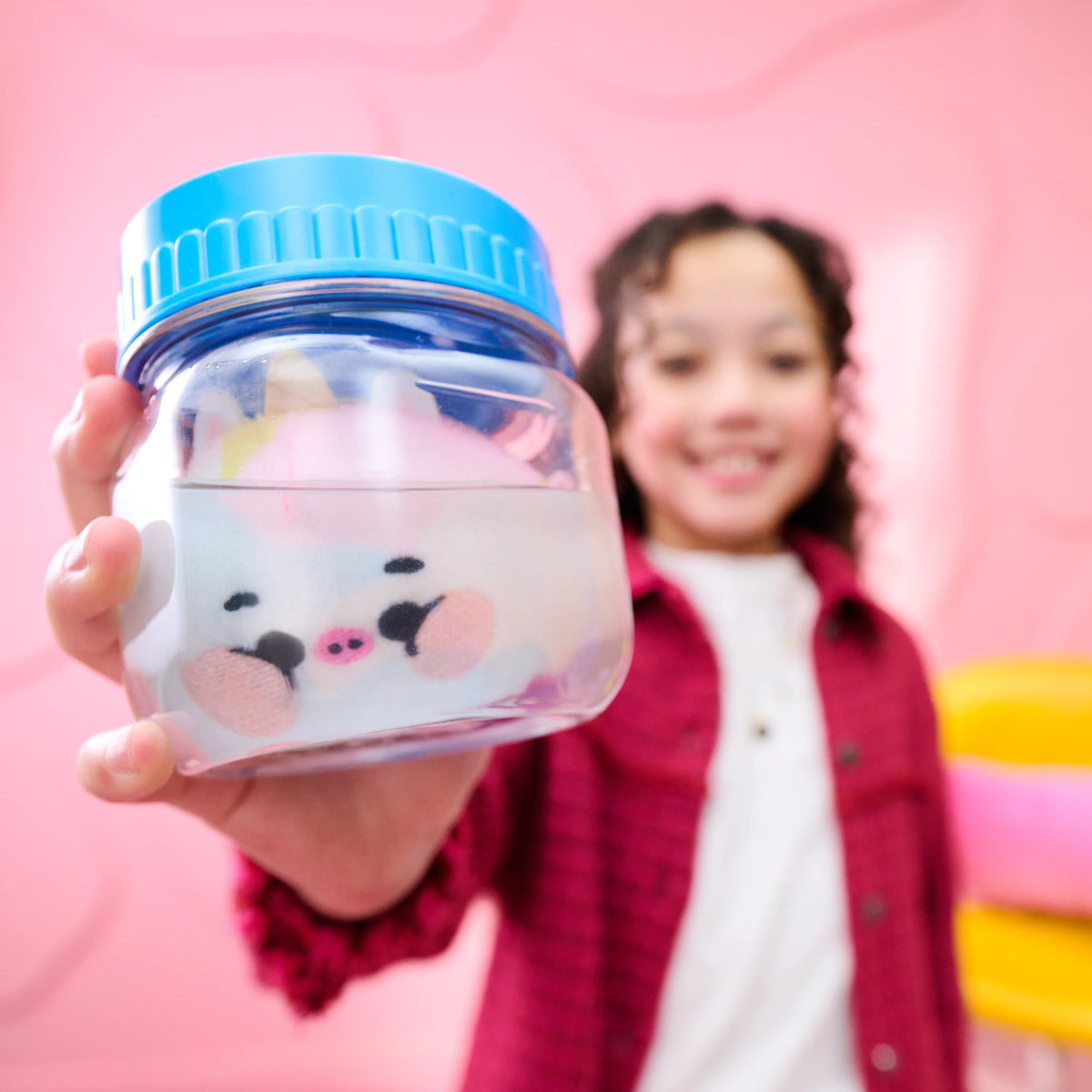 Magic Jellykins Surprise Plush Jar toy